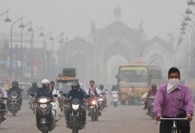 दिल्ली पर प्रदूषण का हमला
