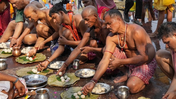 पितरों की तृप्ति से देवगण भी होते हैं खुश