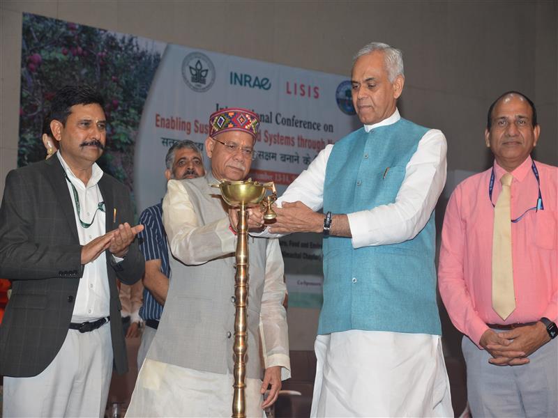 प्राकृतिक खेती पर नौणी विश्वविद्यालय में अन्तरराष्ट्रीय सम्मेलन का आयोजन