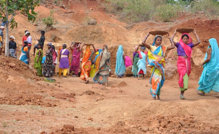 मनरेगा और मुफ्त का राशन