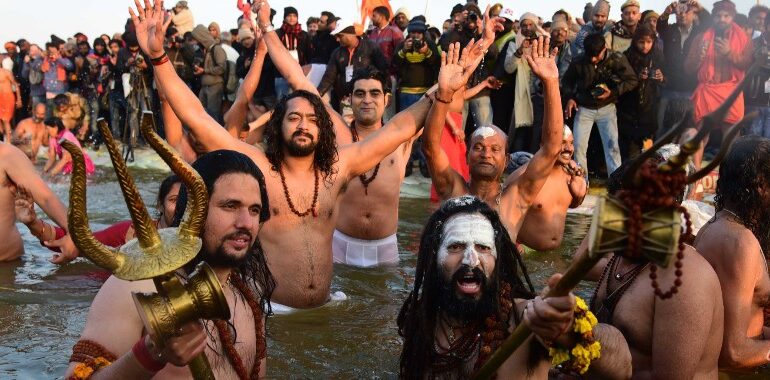 जन्म-मरण के बंधन से मुक्त करता महाकुंभ
