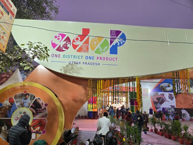 महाकुंभ 2025: देश के हस्तशिल्पियों को मिला संगम का बाजार